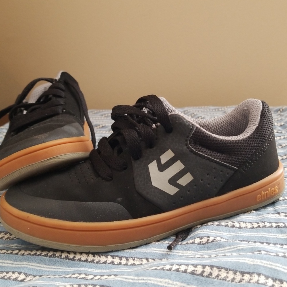 Etnies Marana Shoes
